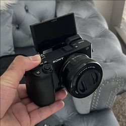 Sony Alpha a6400 Mirrorless Camera Bundle