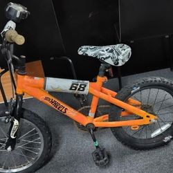 Children's Hot wheels bicycle with motorcycle rev sound handle 