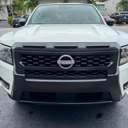 2025 Nissan Frontier