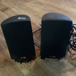 2 Klipsch Speakers