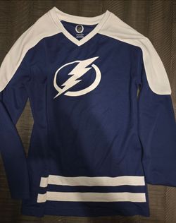 Size 10/12 Tampa Bay Lightning Jersey T-Shirt Hockey