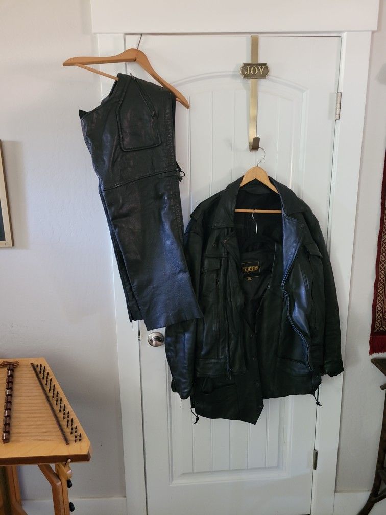 Motorcycle Leathers Size Lrg.