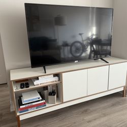 TV 50” + Media Console Bundle $400