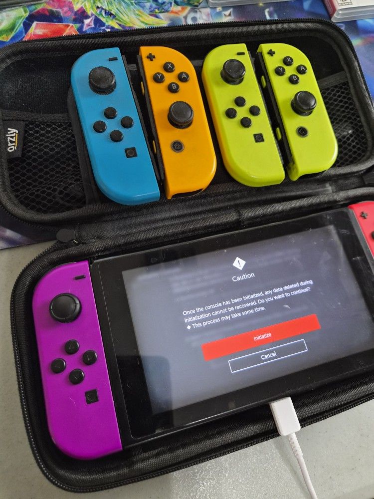 Nintendo Switch w/extra Joycons