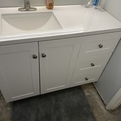 Bathroom vanity 