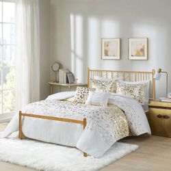 Homy Casa MIYE Full Size Metal Platform Bed Frame with Geometric Headboard in Gold Open Box