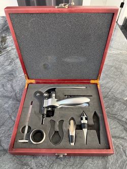 Wine Accessory Gift Set in Wooden Box