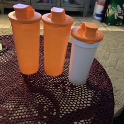 Tupperware Each 