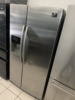 SAMSUNG FRIDGE