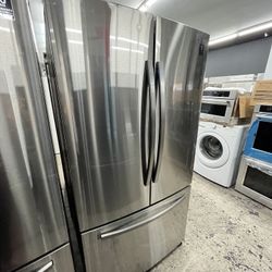 2021 Samsung Stainless Steel French Door Refrigerator Ice Maker