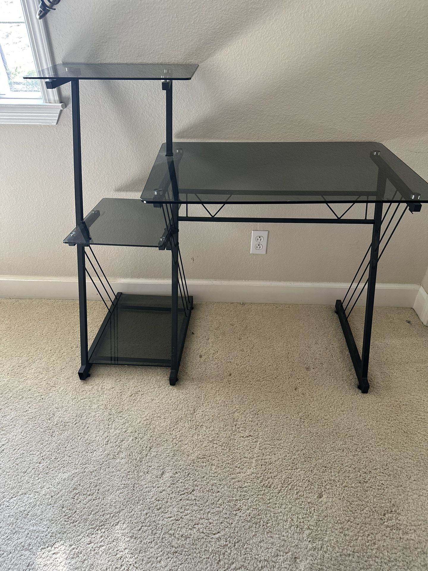 STUDENTS DESK