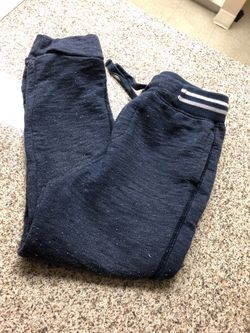 Boys sweats size 5T