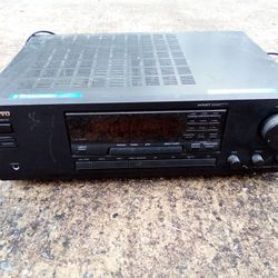 Onkyo Stereo Receiver Tx-8222