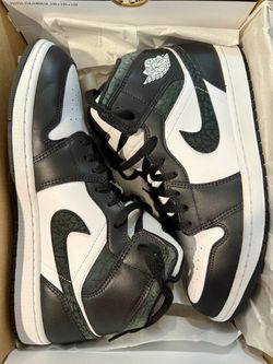 Men’s Nike Air Jordan 1 Mid SE Size 11