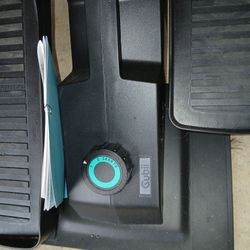 Cubii  Jr1 Compact Seated Elliptical 