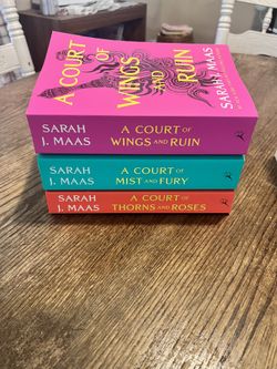 A Court Of Thorns And Roses Sarah J Maas