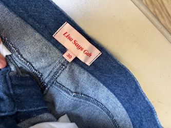 Lisa says  gah robins jeans in indigo Demi size 30