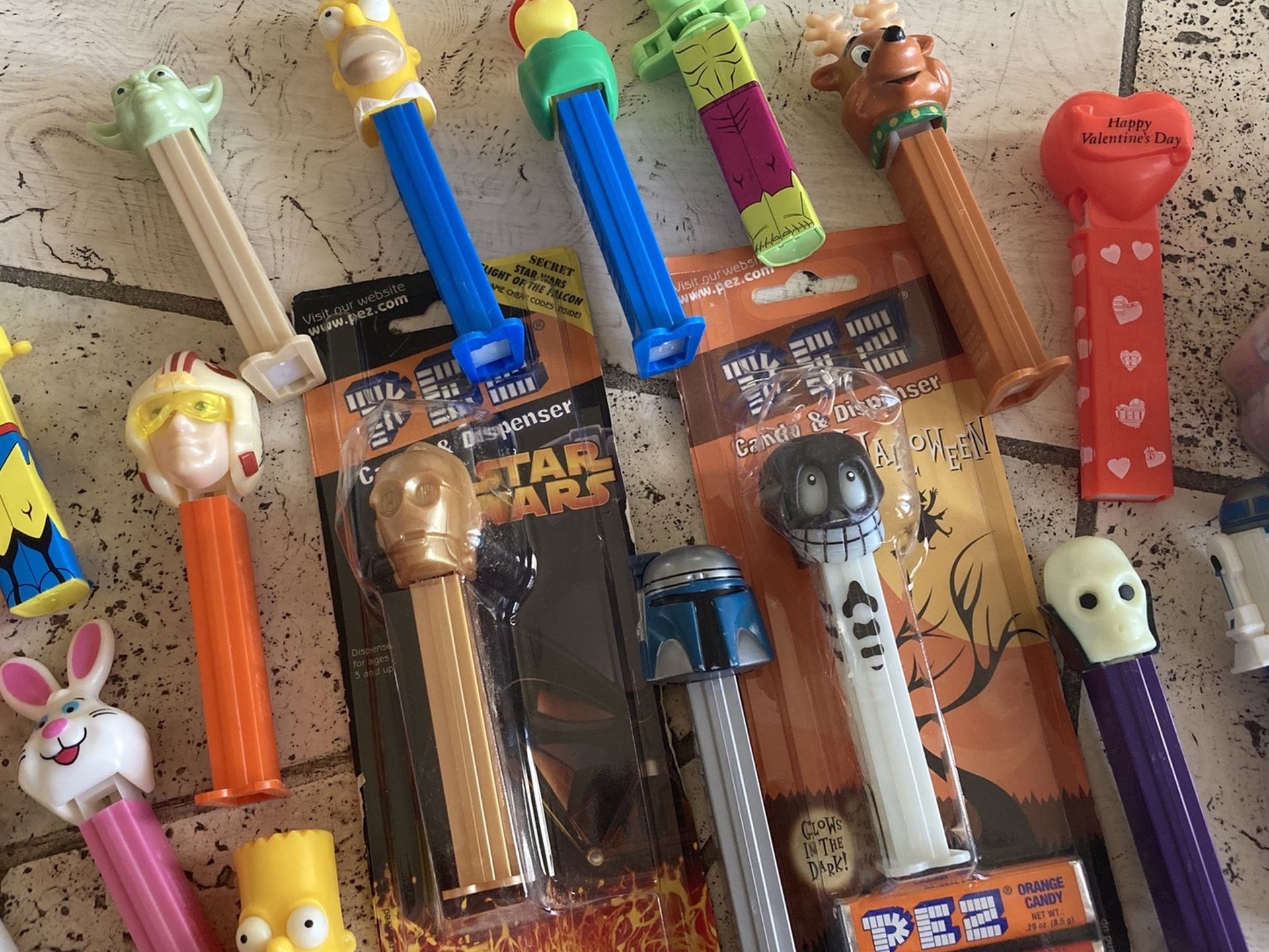 Large collection lot of vintage Pez candy dispensers toys Christmas Star Wars etc