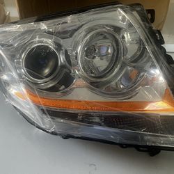 New / Never Used - 2008-2015 Cadillac CTS - Passenger Side Halogen Headlight
