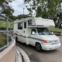 2003 Volkswagen Winnebago Vista