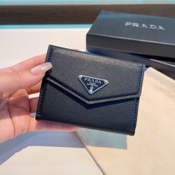 Prada Wallet Card Slots Black