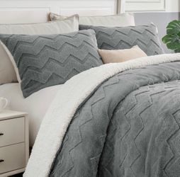Fluffy Sherpa King Comforter Set,Grey Super Soft & Warm Fleece Bedding - B283