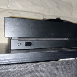 Xbox One X 1TB