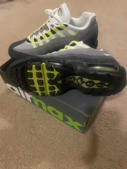 Air Max 95 Neon ( Size 10 )