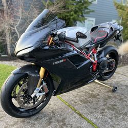 2010 Ducati 1198S