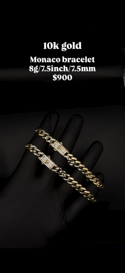 Gold bracelet