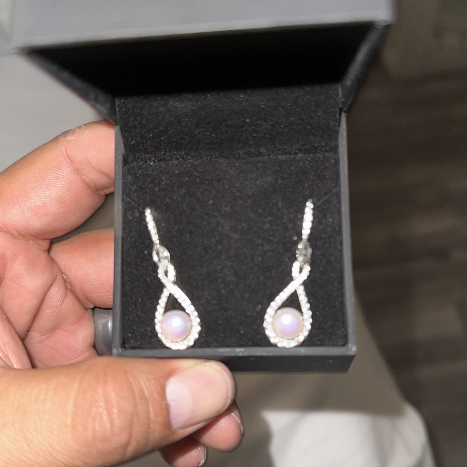 Diamond Pearl Earrings