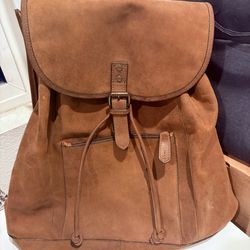 Full 100% leather backpack, black rivet brand