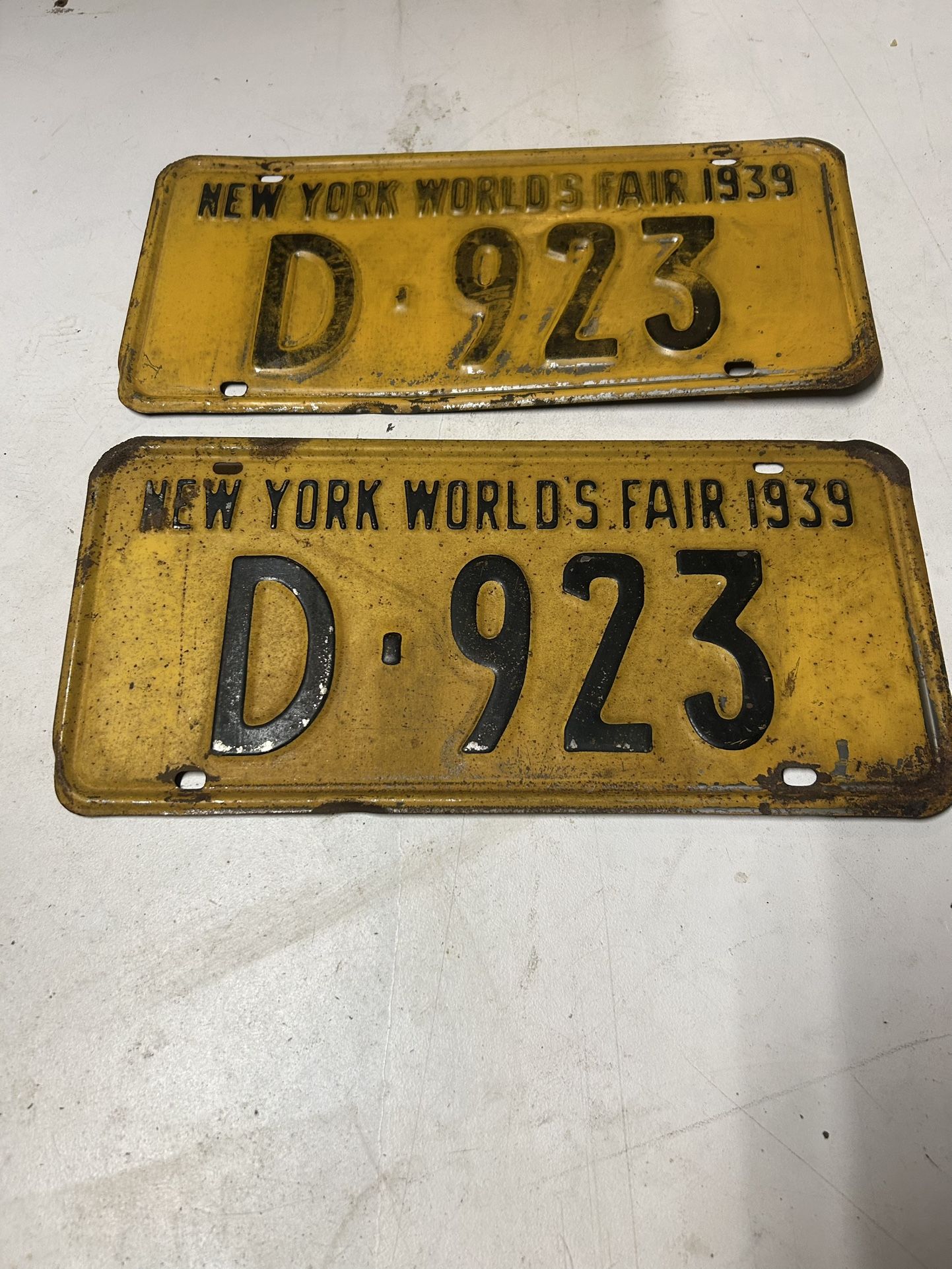1939 New York world fair license plate