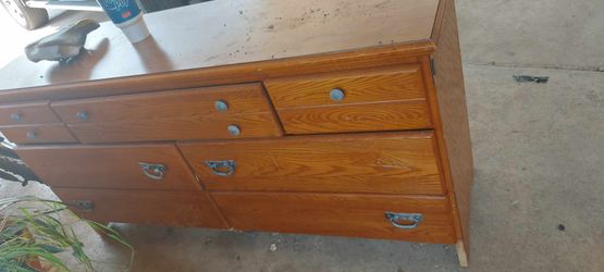 Dresser