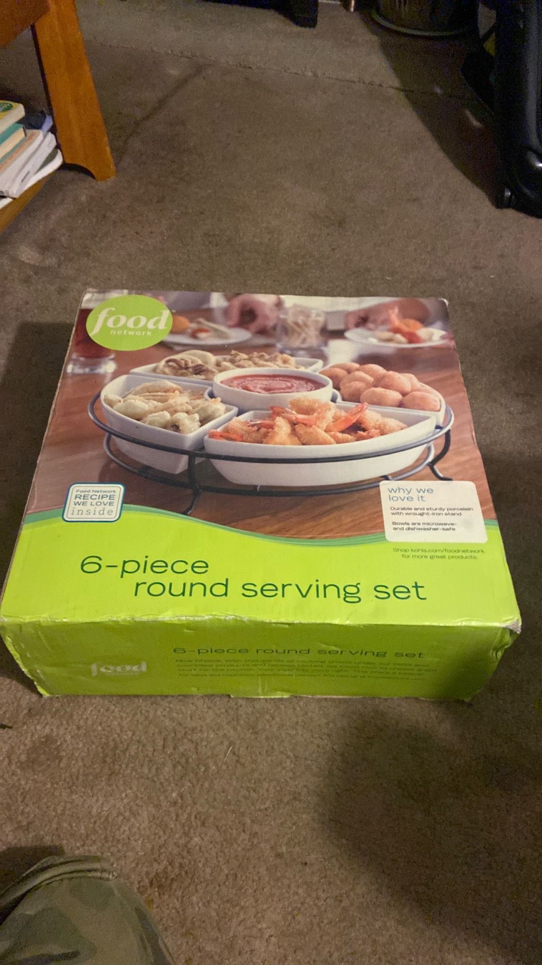 6 pieces round serving salad pick up e. Side. Tacoma