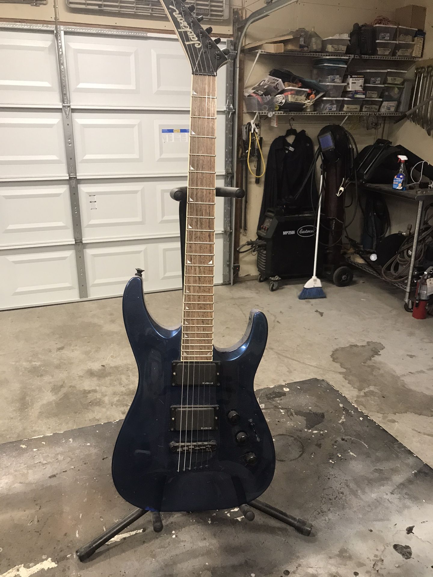 1997 Jackson DKMG model