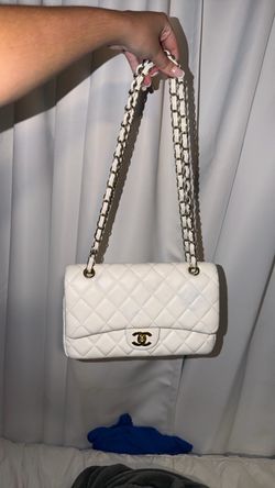 White classic Chanel bag medium