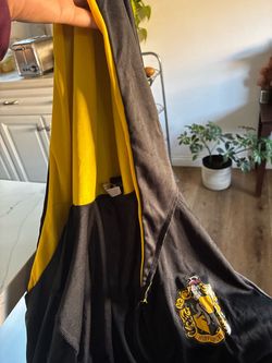 kids size 12 hufflepuff robe