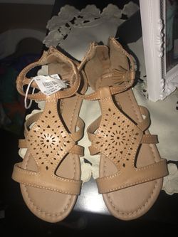 Girls sandals