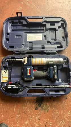 Lincoln Cordless Grease Gun with Case