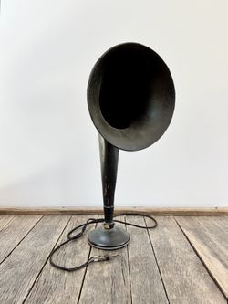 Large Antique Horn Speaker Made By Western Electric Model 521-W