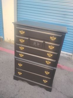 Dresser chest tallboy bedroom storage - delivery available