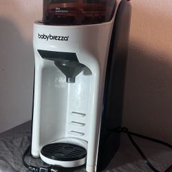 Baby Brezza Formula Advanced Pro