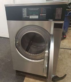 Refurbished IPSO WE181C Coin Operated Commercial Front Load Washer – 181 L Capacity