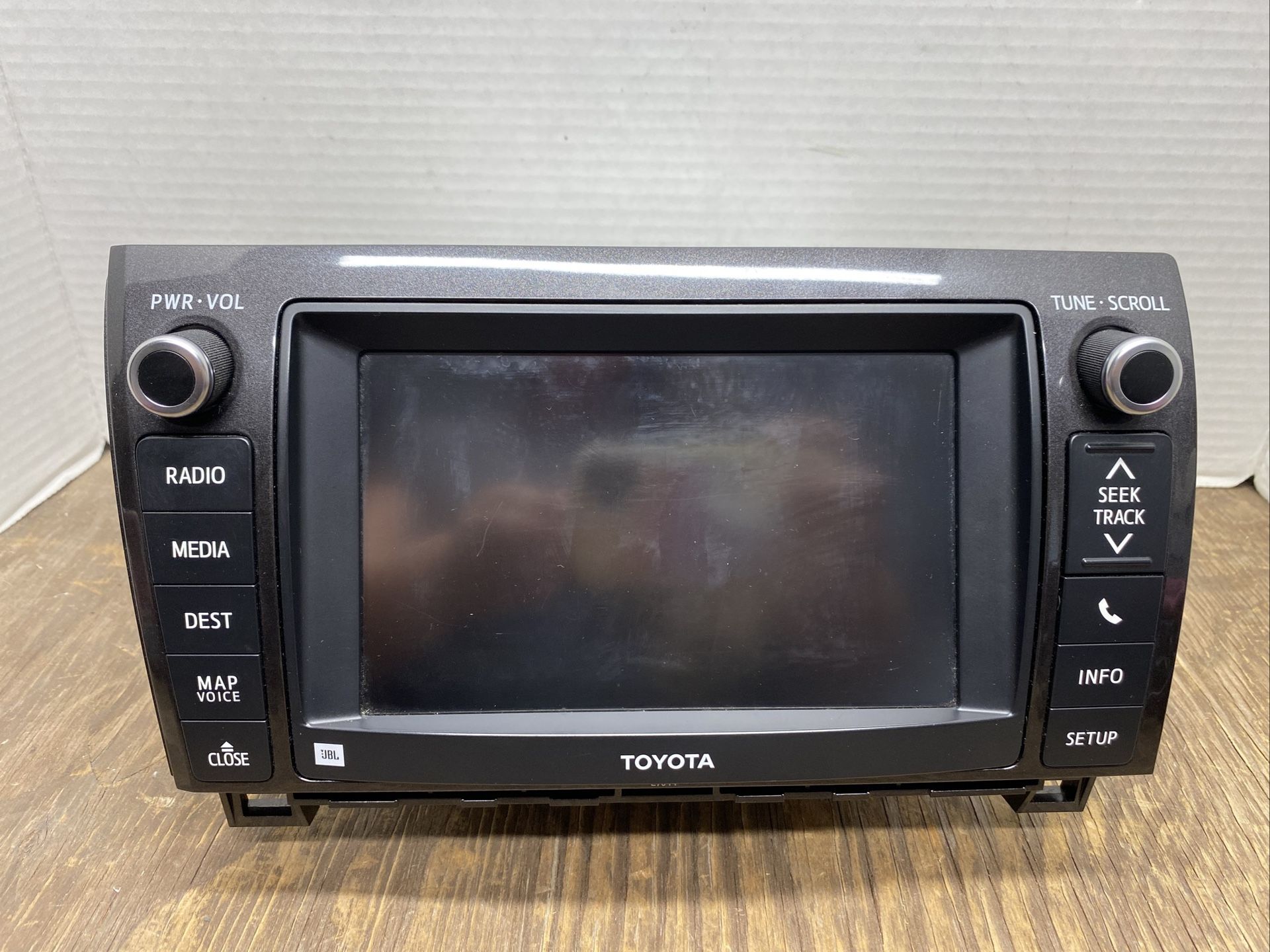 Toyota radio receiver 86100-0c081 - Dw104(contact info removed) OEM Genuine Part