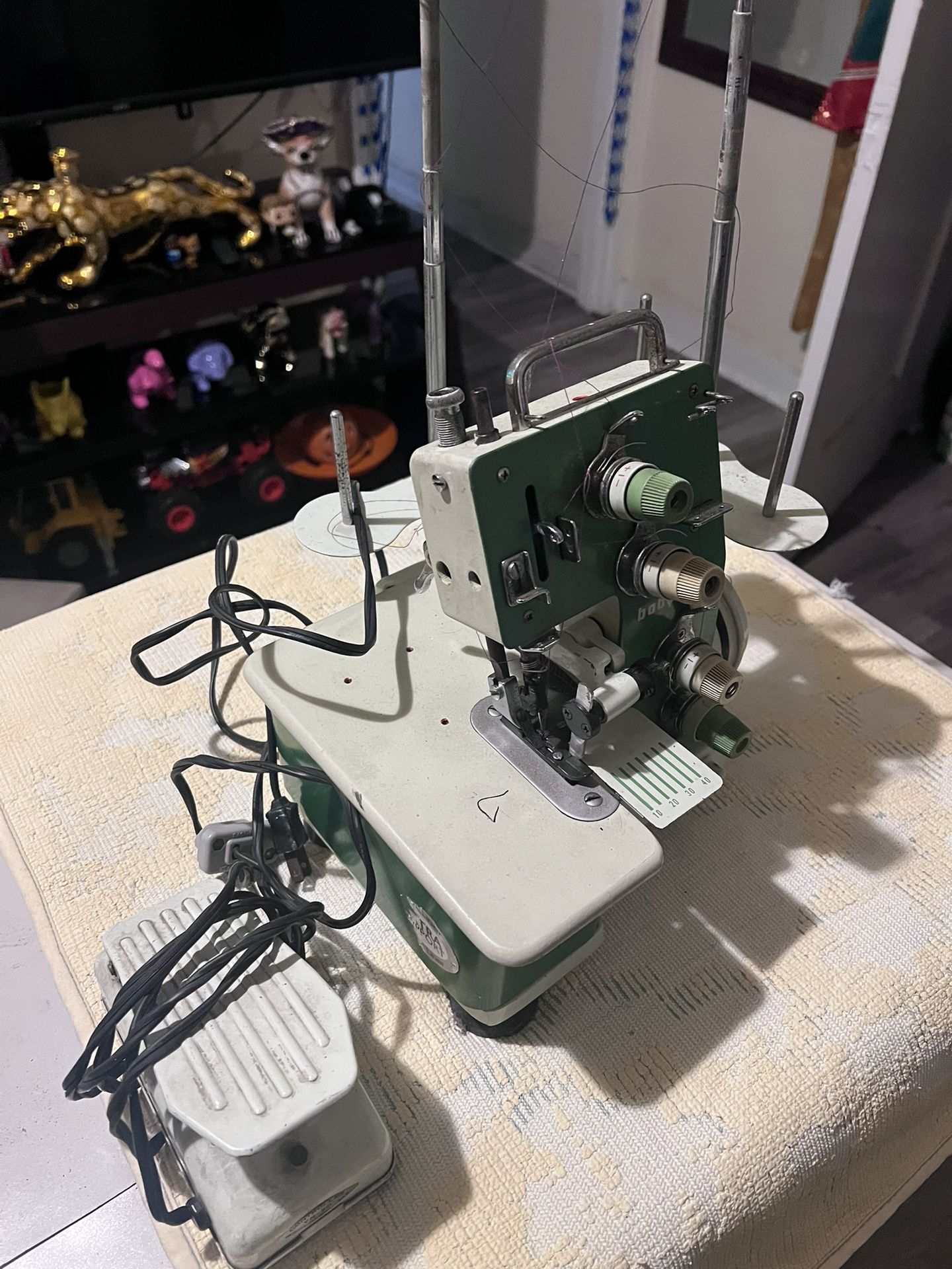 Babylock EA-605