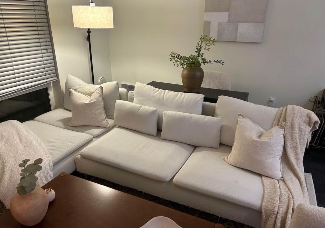 IKEA Sectional Sofa Couch - FREE DELIVERY 🚚 