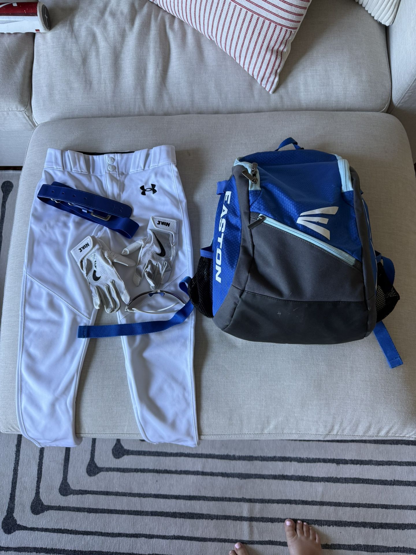 Baseball Starter Set - Bag, Pants, Belt, Gloves