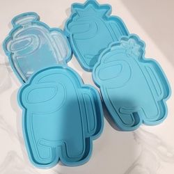 Resin/crayon Molds