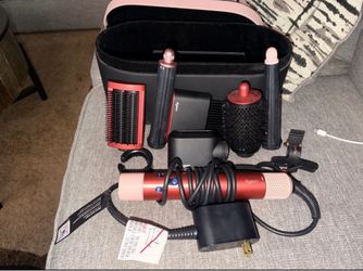 Dyson Airwrap Multi-Styler with Case and Attachments